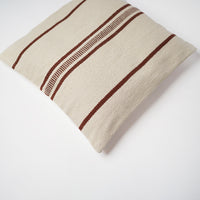 غطاء وسادة بنقشة مسار السكة 50×50 سم - ناتشورال وبني - (طقم قطعتين)