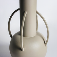 GROUND VASE