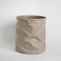 Squashed Dustbin Matt سلة قمامة