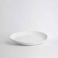 Medium size round serving dish
