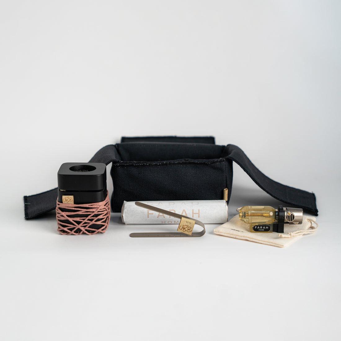 Micro Travel Set - String Dusty Pink in Black Wood