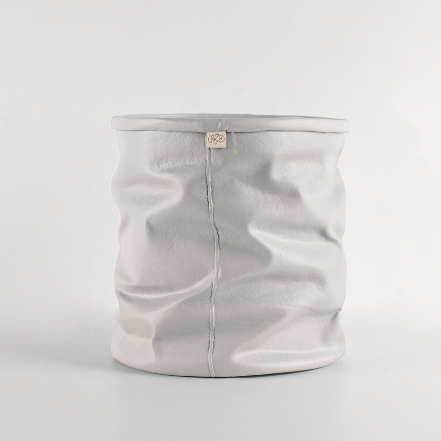 Squashed Dustbin Matt سلة قمامة