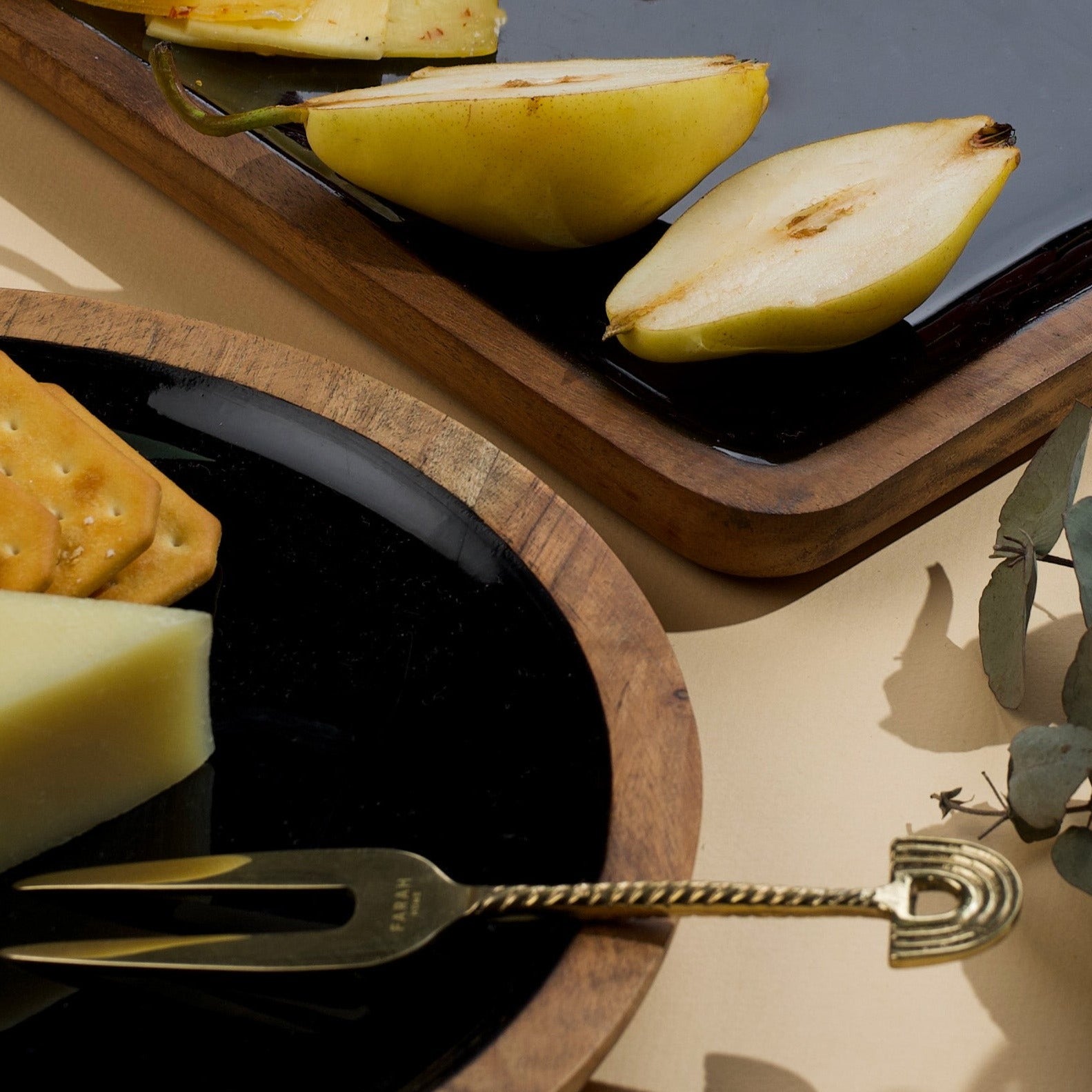 A set of cheese knives with Rainbow Motif
