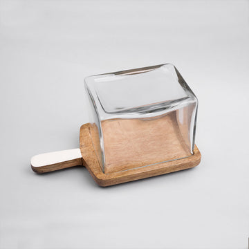 صحن خشبي صغير مع غطاء زجاجي